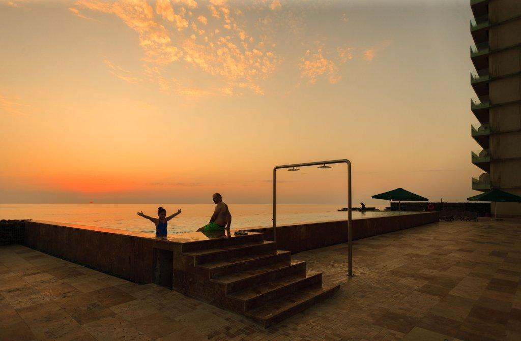 Miramare Magnetic Beach Hotel Kobuleti Zewnętrze zdjęcie